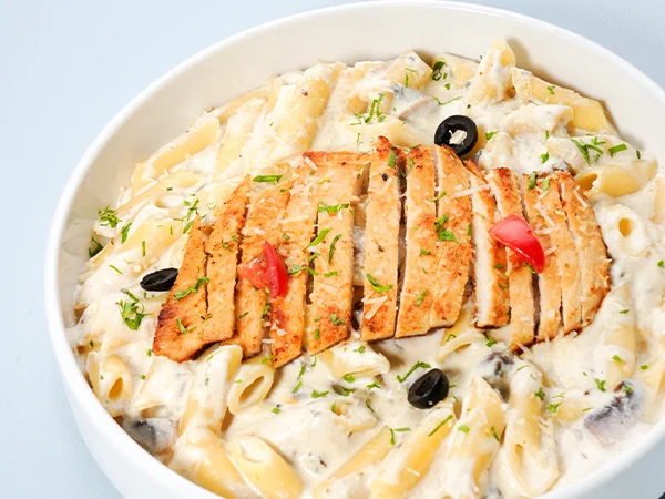Creamy Chicken Alfredo Pasta